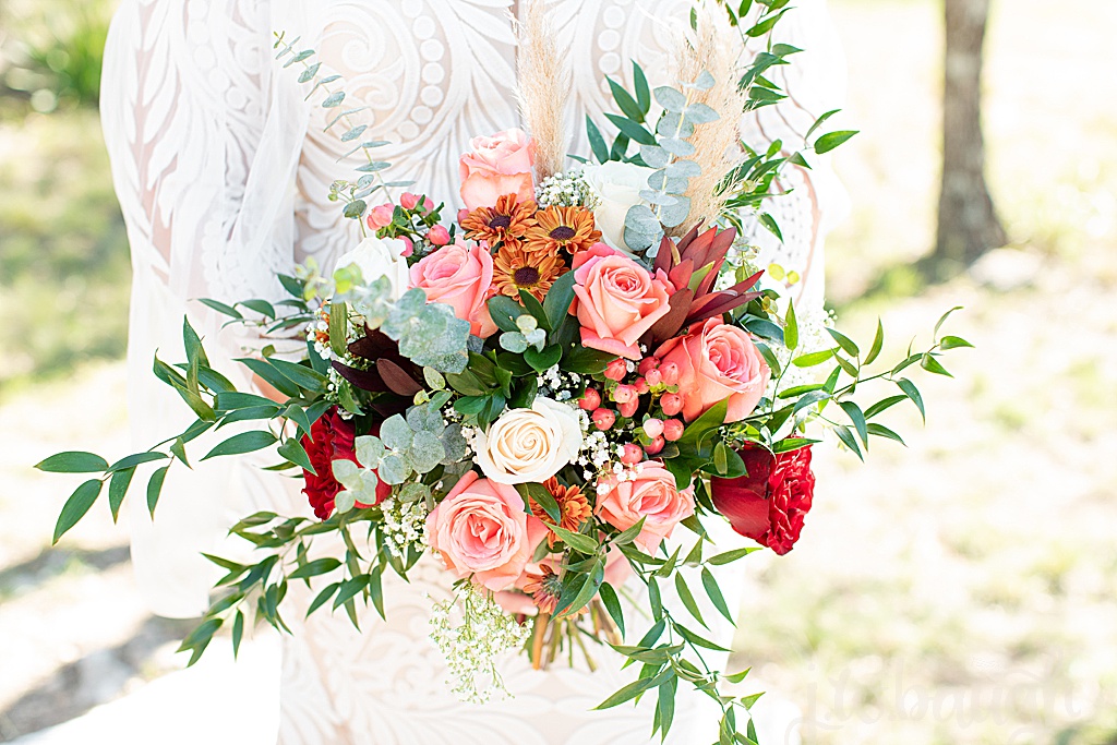 textured bridal bouquet 