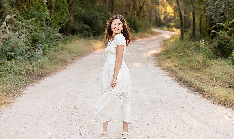 the woodlands senior portraits creek photos