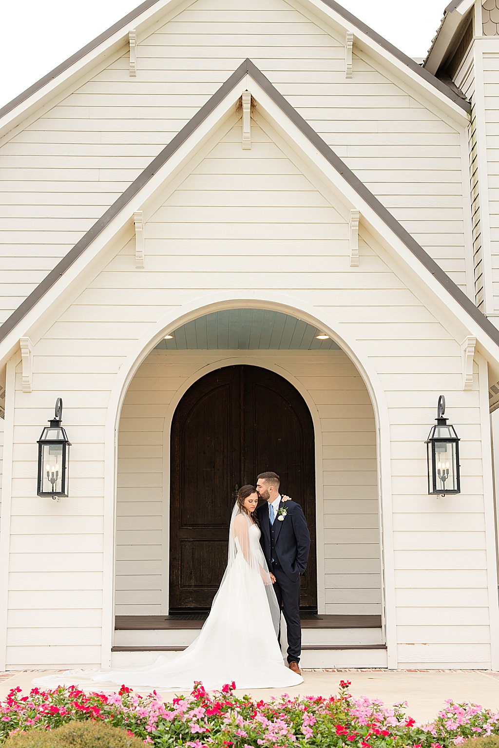 deep in the heart farms summer wedding